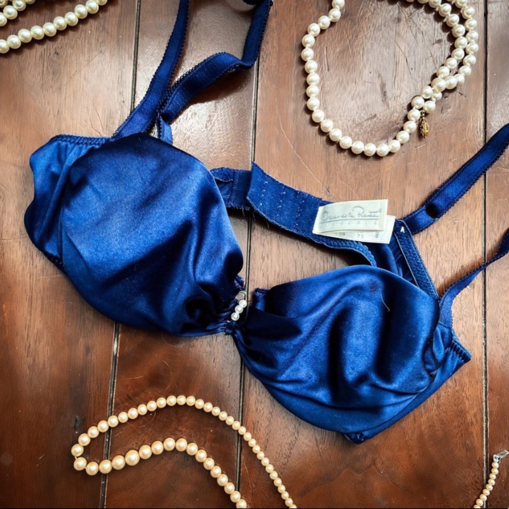 Vintage Oscar De La Renta bra